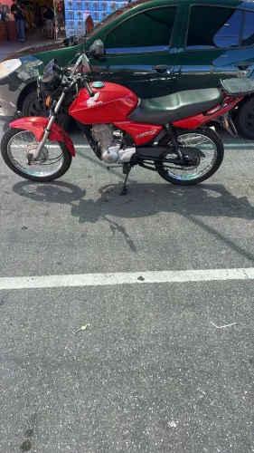Vendo CG Titan 150 em EXCELENTE estado!