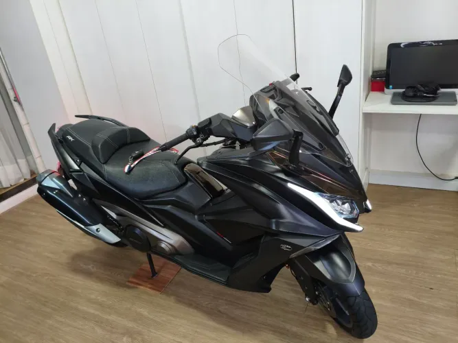 Kymco AK 550i