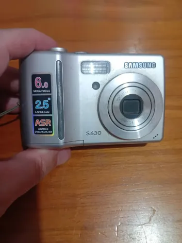 Câmera Samsung 6.0 mega pixels