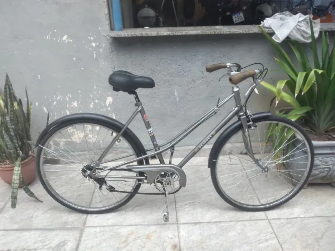 Bicicleta Piejot antiga