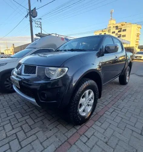 Mitsubishi L200 Triton HPE 3.5 CD V6 24V Flex Aut. 2011