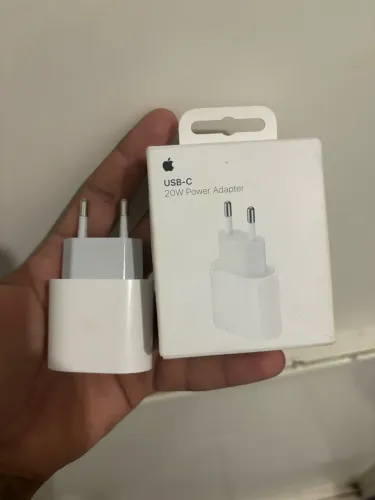 Fonte para IPhone Tipo C