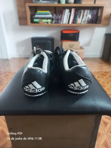 Sapatilha de atletismo adidas sprintstar