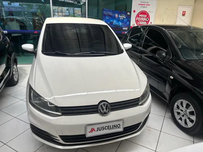 Volkswagen Fox Trendline 1.0 Flex 8V 5P 2015