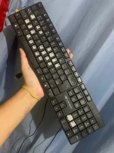 Teclado usado de computador