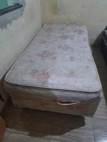 Cama box