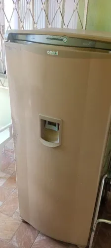 Geladeira  ótimo para sítio 