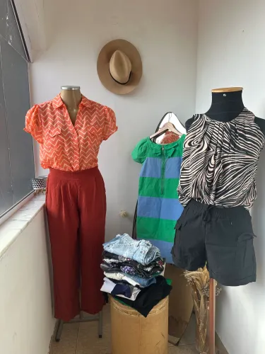 Lote com 20 peças diversas nos tamanhos p m g