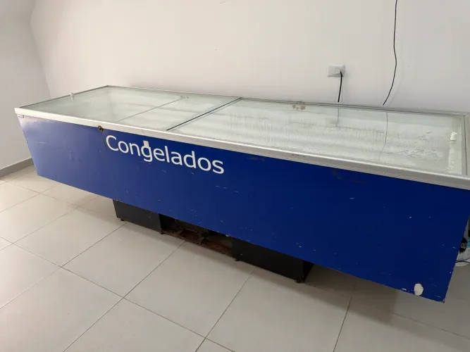 Freezer ilha
