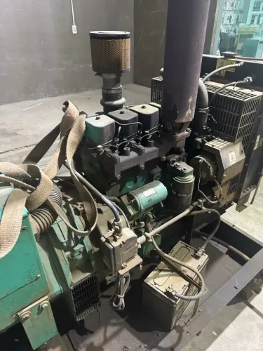 GERADOR CUMMINS 55kva 