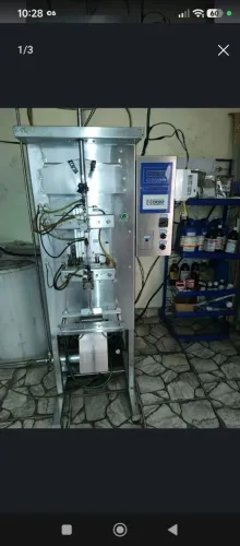 Máquina de geladinho tipo americano com tambor , bomba, completa.