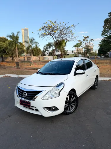 Nissan Versa SL 1.6 16V Flexstart 4P Aut. 2018