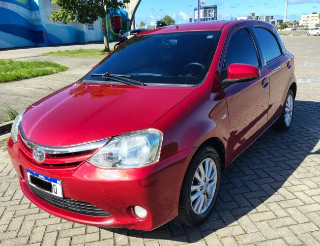 Toyota Etios XLS 1.5 Flex 16V 5P Mec. 2014