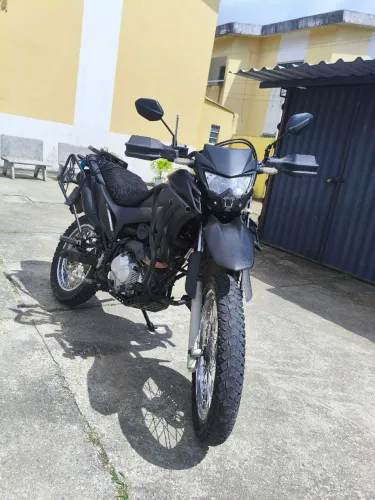 Honda Bros 2023-2024