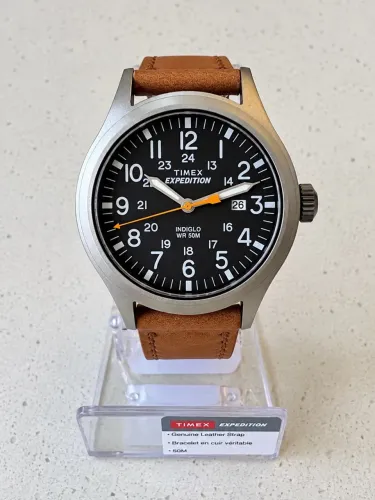 Relógio Timex Expedition Scout 40mm prata e couro