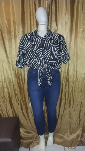 Camisa feminina plus size da Shein - tamanho 5XL