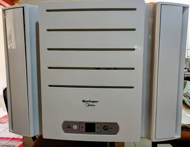 Ar Condicionado de Janela - Semi Novo 10000 Btus