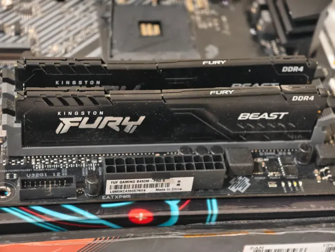 Memória Ram Ddr4 Kingston Fury Beast 3733 mhz Cl19 32gb 2x16