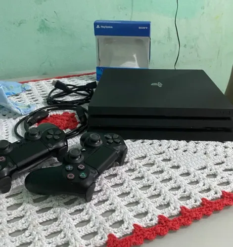 PS4 PRO