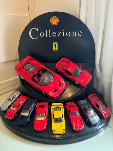 COLEÇÃO FERRARI SHELL COLLEZIONE COMPLETA COM EXPOSITOR
