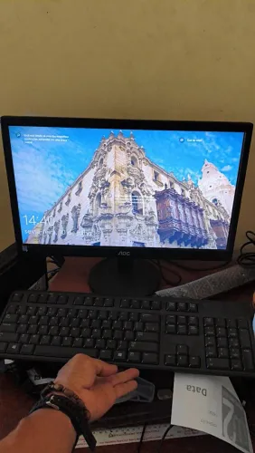 Monitor 19" (3 unid) 200,00 cada