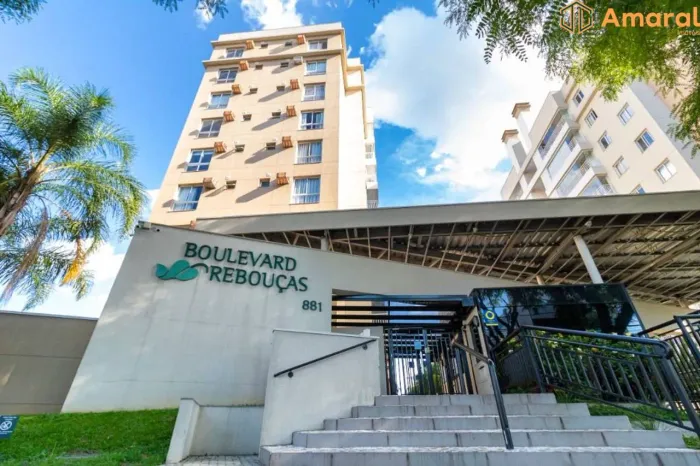 Apartamento com 2 dormitórios para alugar, 70 m² por R$ 4.832,54/mês - Rebouças - Curitiba