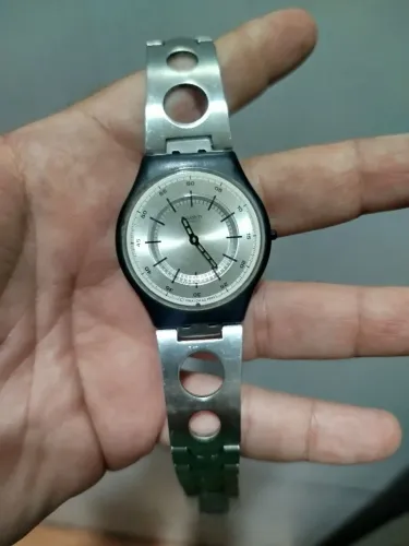 Relógio Swatch extra chato slim todo original.garantia
