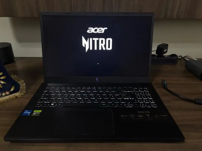 Notebook Acer Nitro V 15 RTX 4050, Intel core i5 13420H, 16 gb RAM