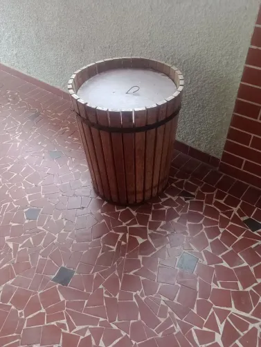 Barril de madeira