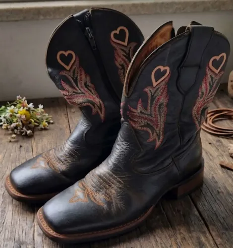 Bota tamanho 29