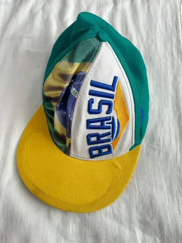 Boné do Brasil relíquia