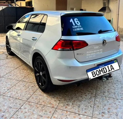 Volkswagen Golf Comfortline 1.6 MSI Total Flex Aut. 2016