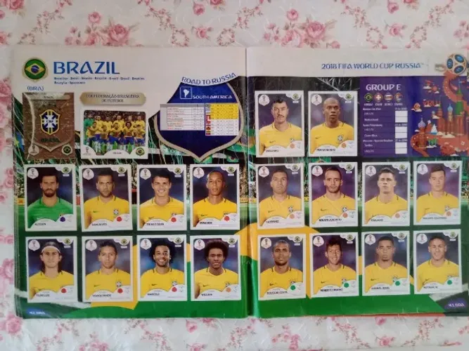 Álbum da copa 2018 completo