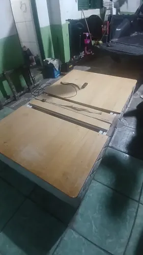 Cama motorizada articulada no controle