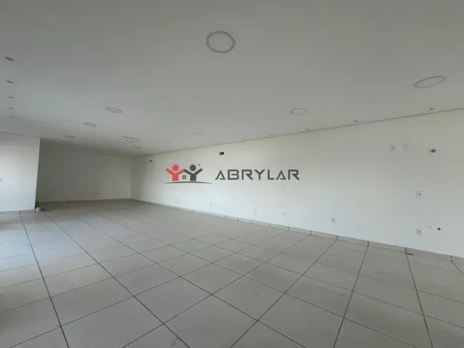 Salão para alugar em Jundiaí, Residencial Santa Giovana, com 105 m²