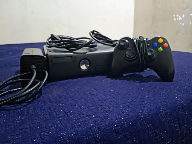 XBOX 360 SLIM DESBLOQUEADO