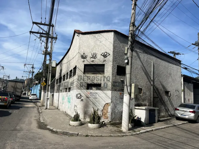 GALPÃO NITERÓI EXCELENTE LOCALIZAÇÃO 