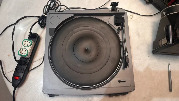 Toca discos AIWA PX-E850LH