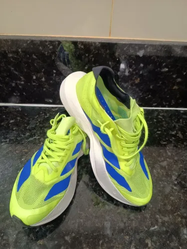 Tênis Adidas Adizero Drive RC