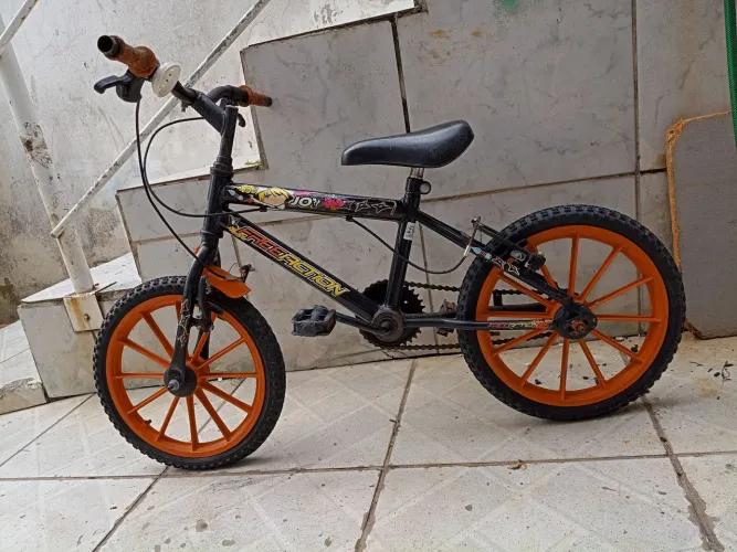 Bicicleta menino