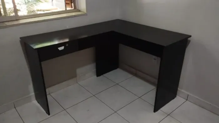 escrivaninha em L