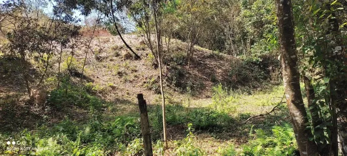 Chácara muito bem localizada no bairro Retiro do Moinho