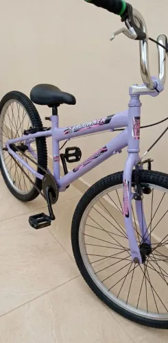 Vendo bicicleta aro 24 lilás fofa
