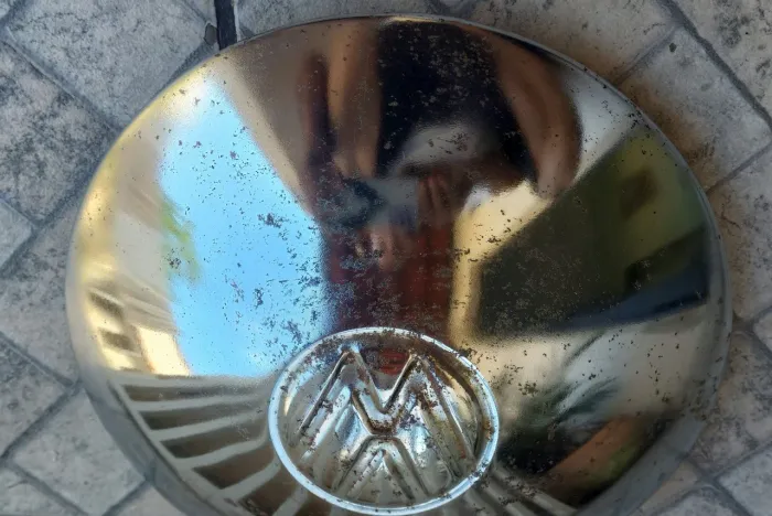 Calota antiga Volkswagen VW fusca kombi carro antigo antiguidade original decoração uso