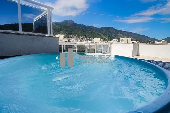 Cobertura Duplex com Piscina Privativa na Tijuca: 192M² de Conforto e Exclusividade!