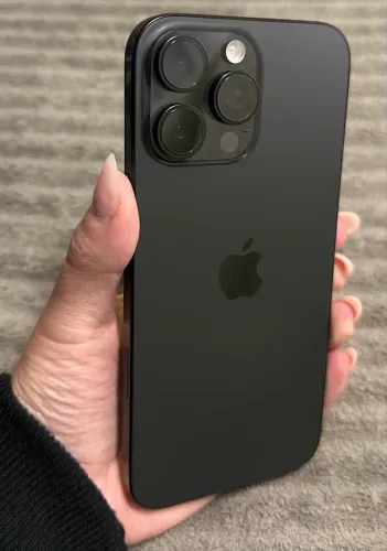 iPhone 16 PRO MAX 256GB Preto Bateria 95%- Oportunidade Exclusiva na Cell Select! 