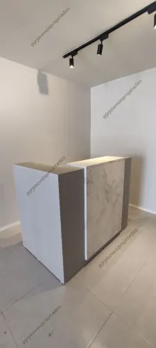 Balcão de Recepção Sob Medida - Ideal para Clínicas, Lojas e Estética