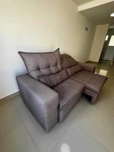 Sofá retrátil