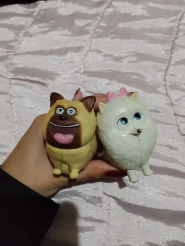 brinquedos da (A vida secreta dos bichos) Pug/Mel e Gidget/Gigi MC Donald's 2016