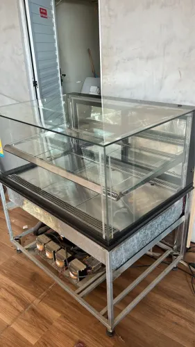 Freezer expositor refrigerado 